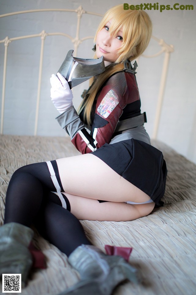 Cosplay Atsuki - Blondes Posing Nude No.3ab8f9