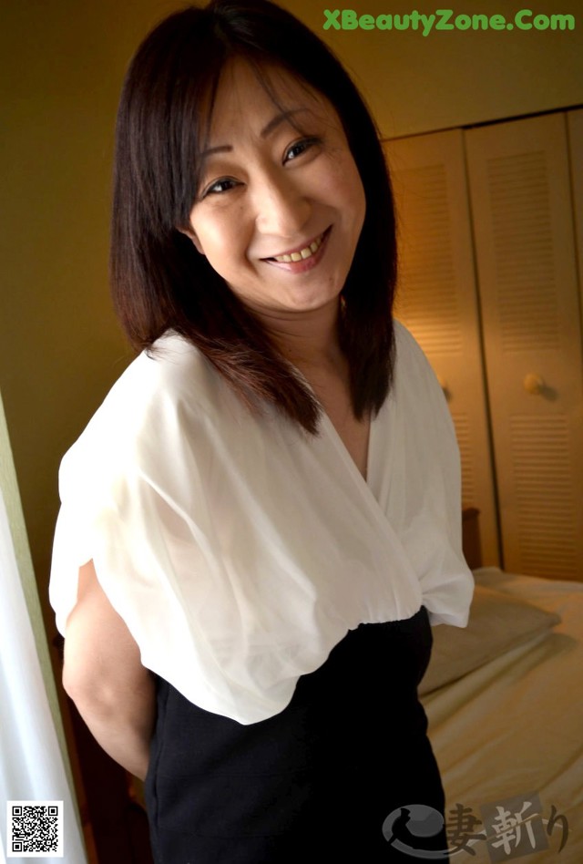 Atsumi Hayashi - Hartlova Massage Girl18 No.5f5471
